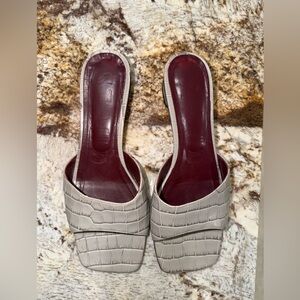 Elegant Gray Women's Slide Sandals